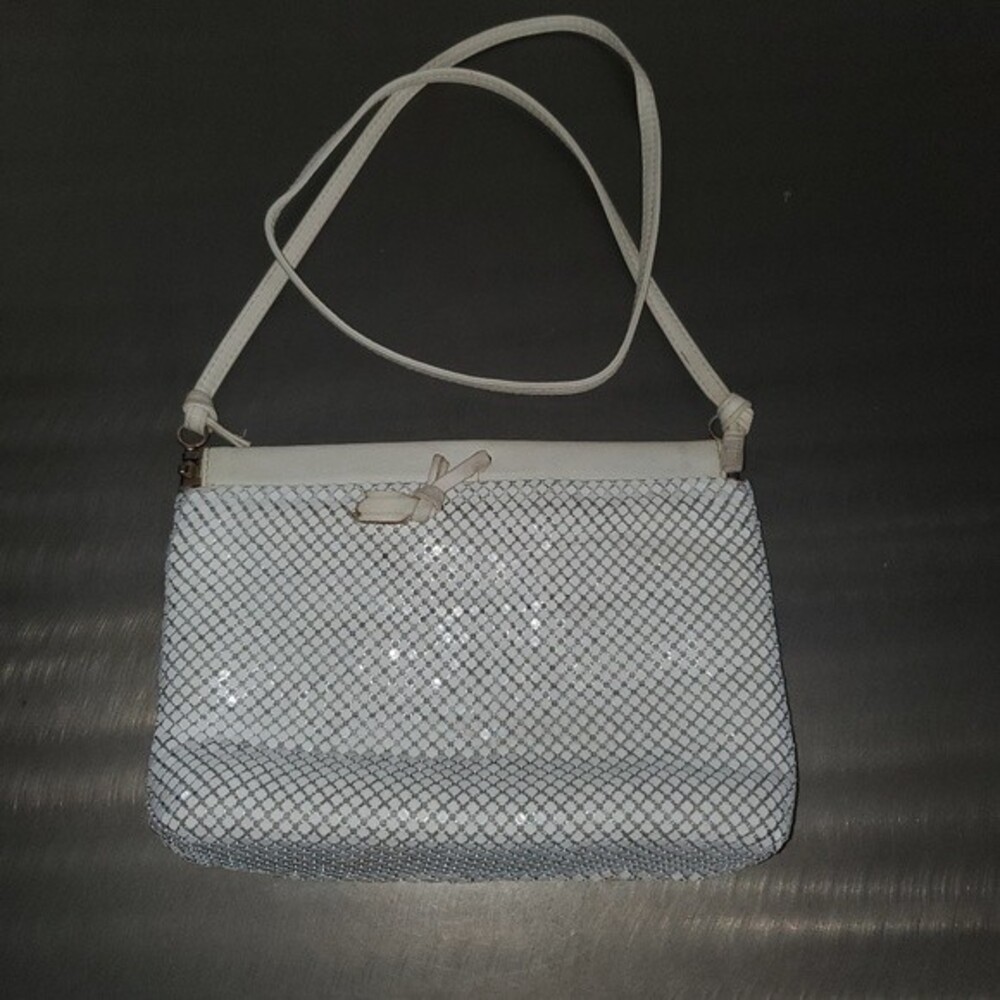 Whiting and Davis Vintage White Mesh Evening Handbag / Cross Body Purse Bag